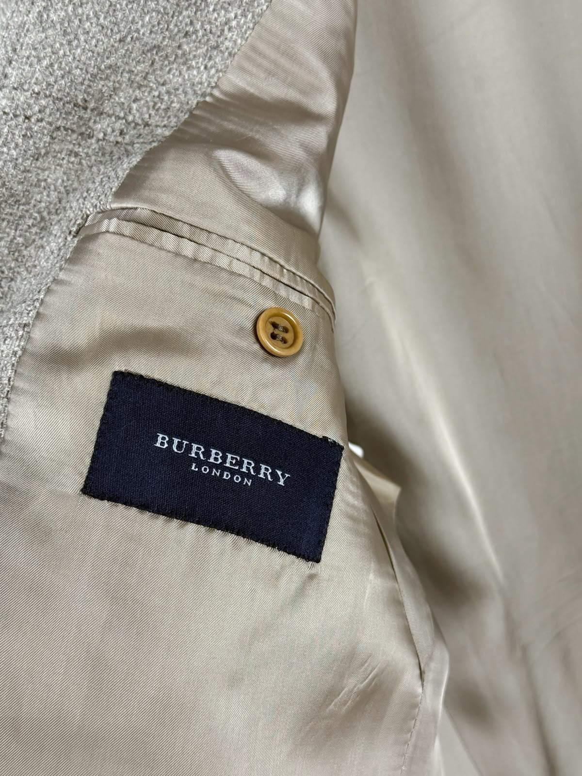 Blazer Vintage Burberry London in Lana – Personalizzato con Frange Marroni
