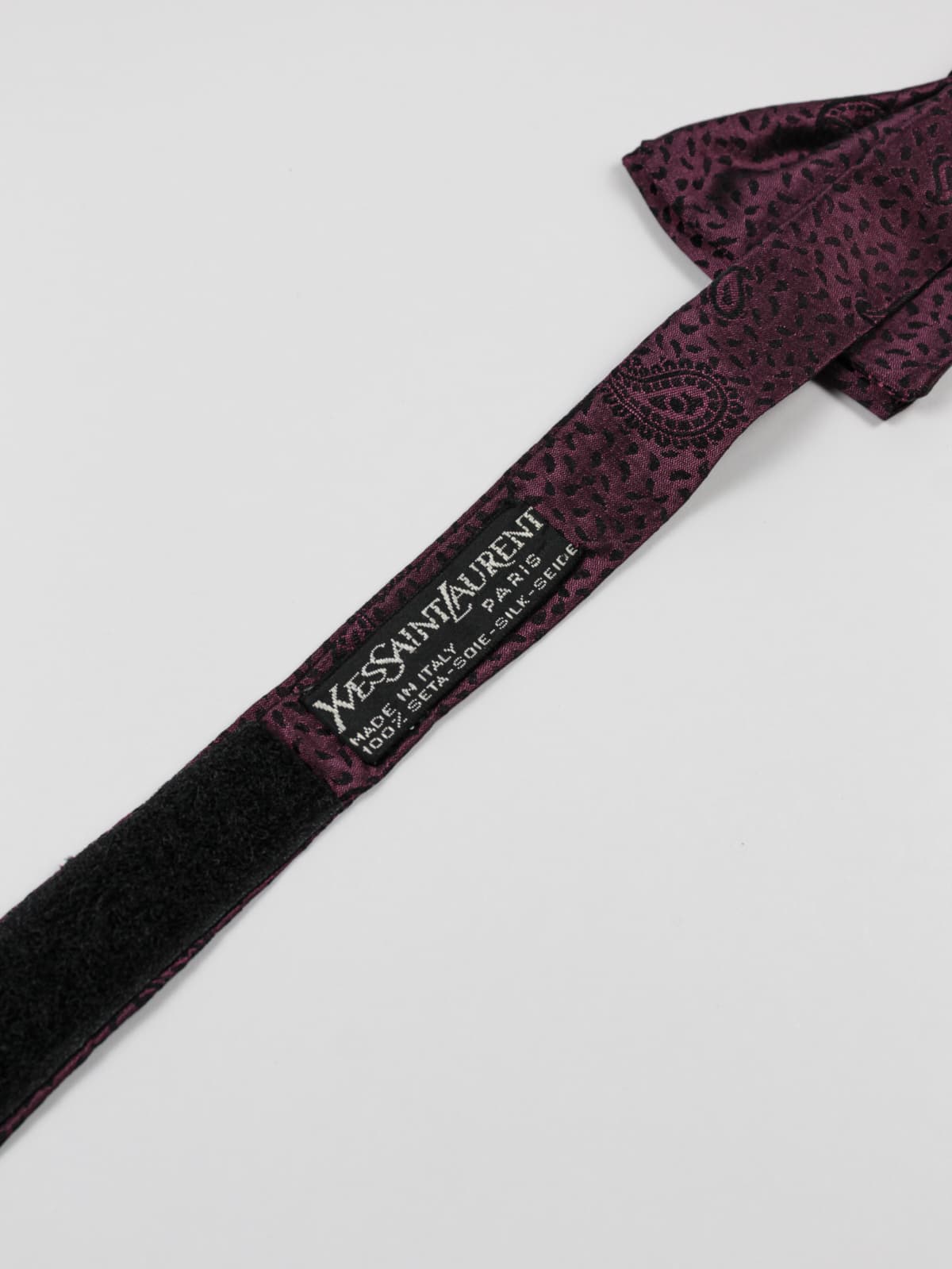 Papillon Vintage Yves Saint Laurent in Pura Seta – Motivo Paisley Borgogna