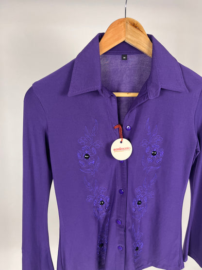 Camicia vintage viola ricamata con dettagli floreali - Y2K