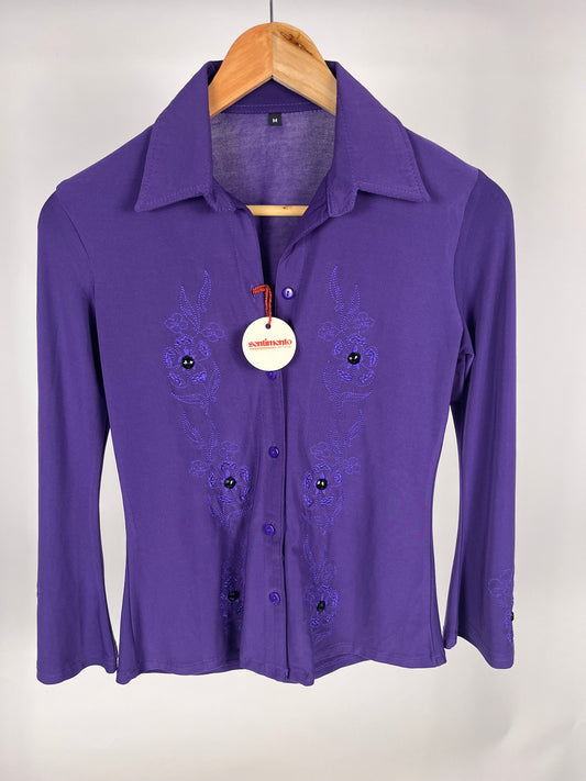Camicia vintage viola ricamata con dettagli floreali - Y2K