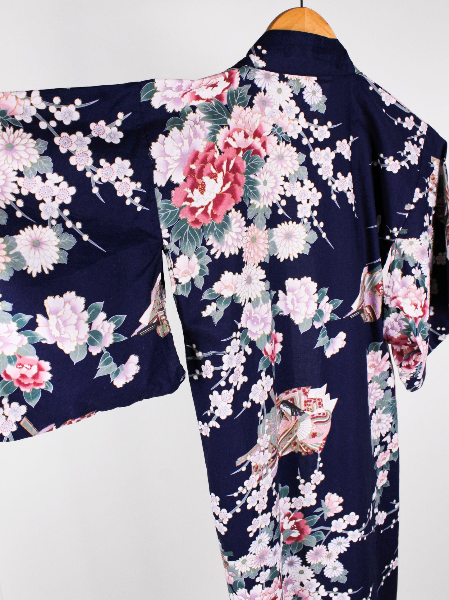 Yukata Vintage Giapponese in Cotone Blu Floreale – Made in Japan – Anni '80